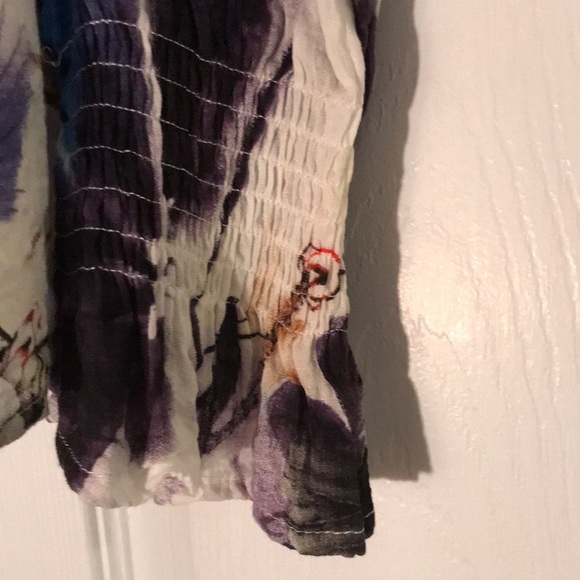 Japanese print Off shoulder Blouse - Picture 3 of 11